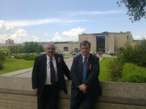 389906_310886278953390_1174060983_n